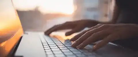 ψυχολόγος online ψυχοθεραπεία ονλαιν μέσω internet